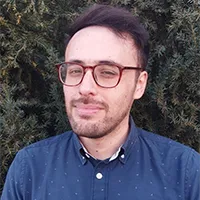 Fotografía de perfil de Joaquín Rodríguez, psicólogo clínico especialista en psicoterapia online